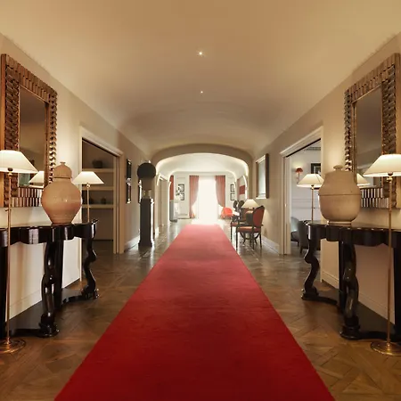 Hotel Collina D'oro Resort&spa, Starhotels Collezione 5*