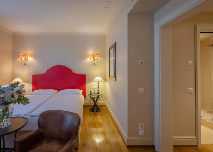 Szálloda Collina D'oro & Spa, Starhotels Collezione 5*