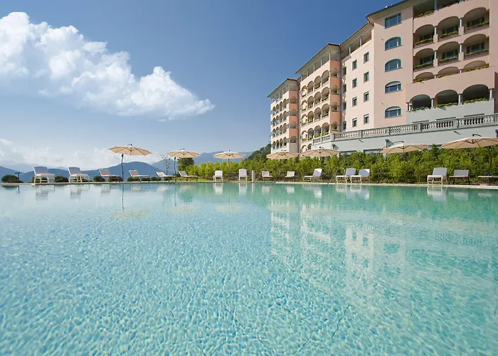 Hotel Collina D'oro & Spa, Starhotels Collezione 5*