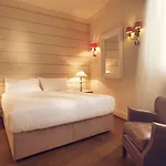 Collina D'oro & Spa, Starhotels Collezione מלון