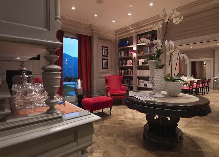 Hotel Collina D'oro Resort&spa, Starhotels Collezione 5*